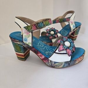 L'Artiste Leather heels, slingbacks, sandals.  Size 37